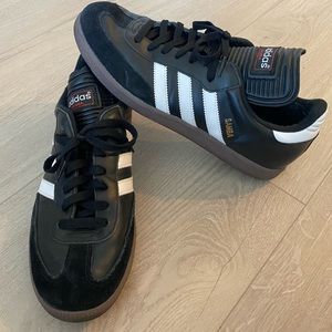 Classic Addidas Sambas